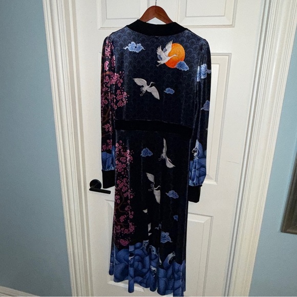 Blackmilk Flight of Tsuru Velvet Maxi Kimono M *modified - Picture 7 of 8